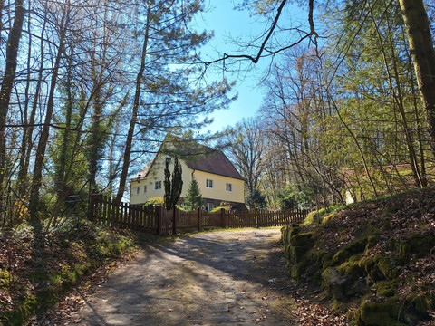 Zufahrt zum Ferienhaus Sturm