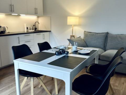 Ferienwohnung Happ: Esstisch Ferienwohnung Happ: Esstisch
