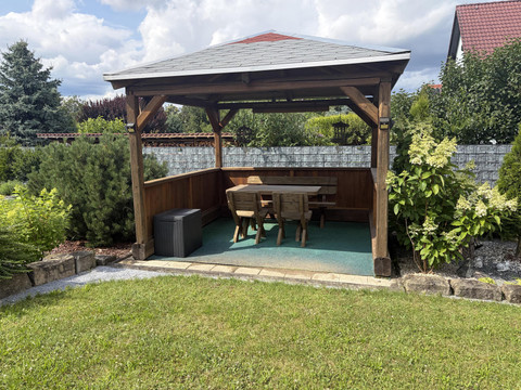 Gartenhaus 1