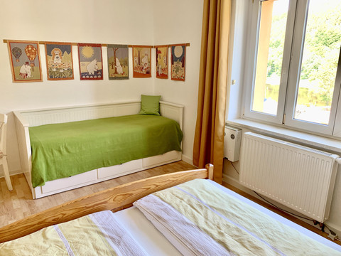 Schlafzimmer2