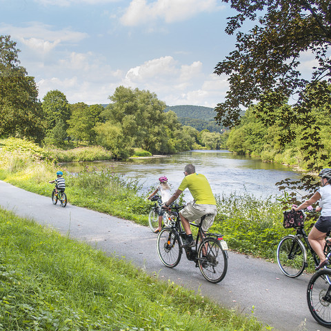 Radtour mit der Familie entlang der Sieg