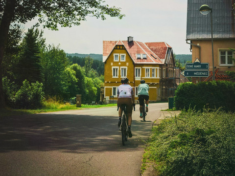 Gravelbiken im böhmischen Erzgebirge