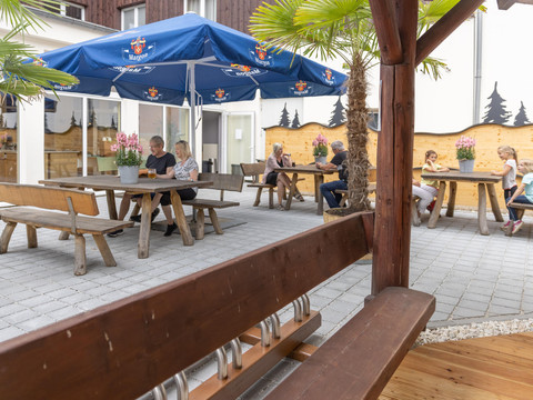 Biergarten-alte-schleiferei