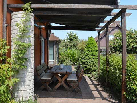 überdachte Terrasse
