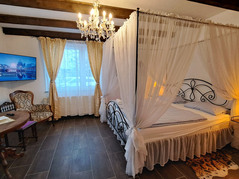 Hochzeits-Suite, Zimmer 1
