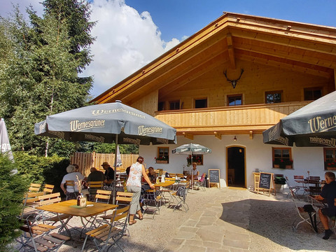 04 Zum Verweilen lädt das Forsthaus Glauchau ein.jpg