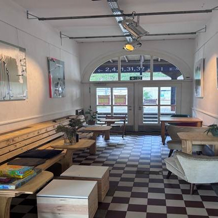 Cafébereich Die Station.jpg