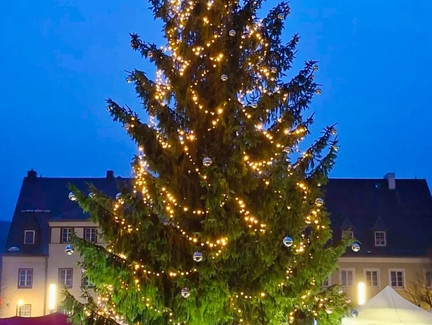 Griffel- und Weihnachtsmarkt_(c) Touristinfo Steinach.jpg