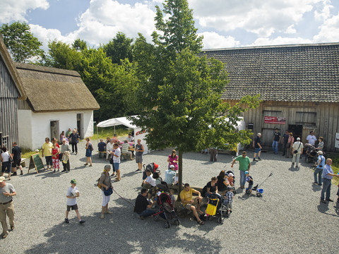 5ddfe57c2403e_f392740