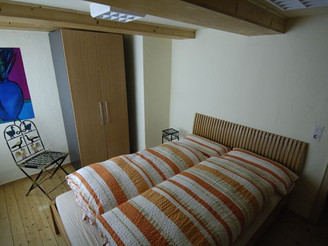 FeWo "Burgblick": Schlafzimmer II