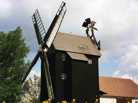 Mühlen wie dieser werden wir auf unserer Tour oft begegnen.