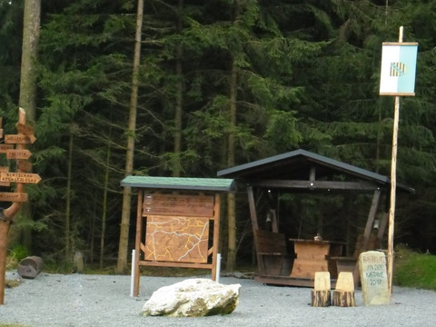 Rastplatz an der Kastanie bei Triebel