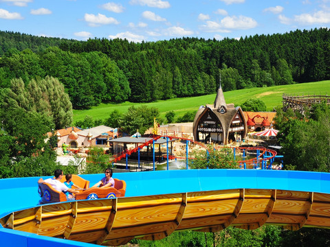 Fluch des Teutates Wasserbahn im Freizeitpark Plohn