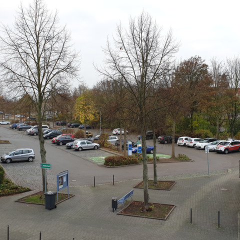 parkplatz-neues-rathaus-koeppenweg-ansicht-von-oben