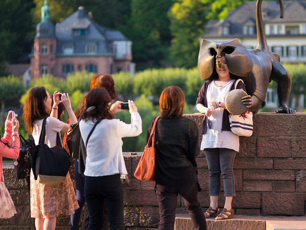 265_Brückenaffe Menschen © Heidelberg Marketing GmbH_Foto_Jan Becke.jpg
