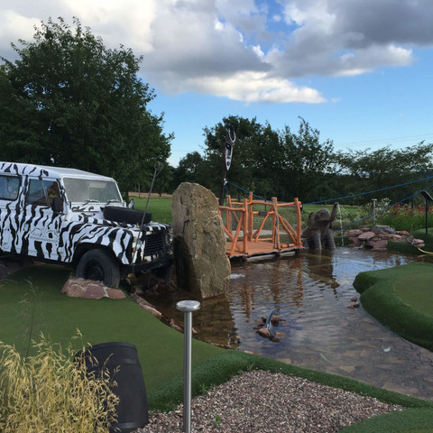 Adventure Golf Gut Wissmannshof, Jeep.jpg Adventure Golf Gut Wissmannshof, Jeep
