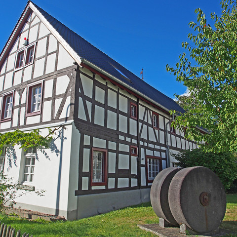 brueckenhofmuseum-garten.jpg