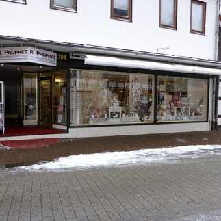 Prophet außen 1.jpg