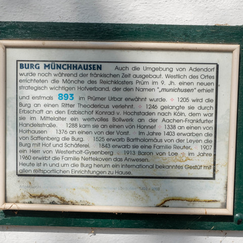 Burg Münchhausen Infotafel Burg