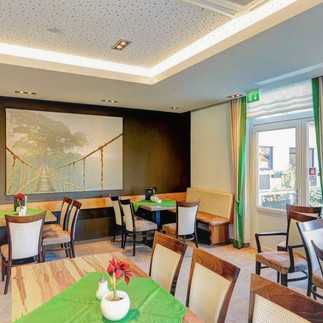 Restarant hinten 16_9.jpg