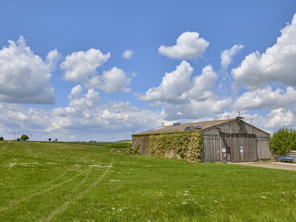 Flugplatz Ultraleicht-Flieger Uehrde e.V. Flugplatz Ultraleicht-Flieger Uehrde e.V.