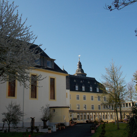 Domäne Walberberg mit Kirche