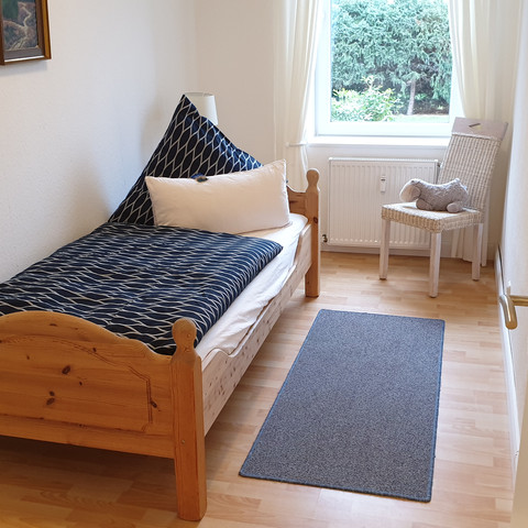 Schlafzimmer 2