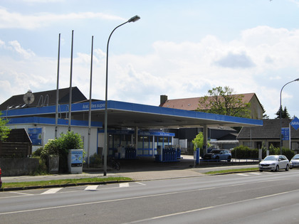 ARAL Tankstelle ARAL Tankstelle Außenansicht