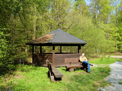 Pause an der Schutzhütte Drachenberg