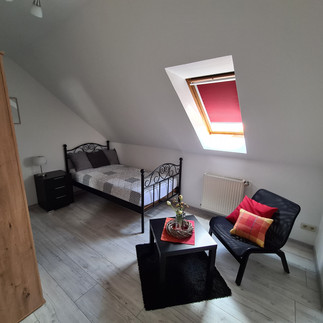 Schlafzimmer 2.jpg