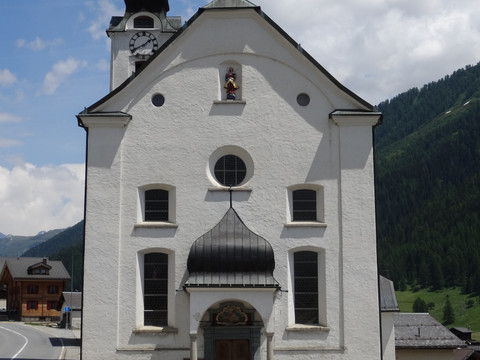 Pfarrkirche Geburt Mariens in Reckingen