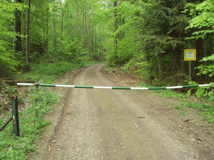 Salzgitter-Bad, Schranke am Wanderweg 13