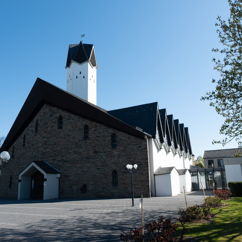 Kirche St. Katharina 2021 Frühling Swisttal