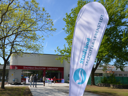 Eingang zum Stadtbad Salzgitter-Lebenstedt