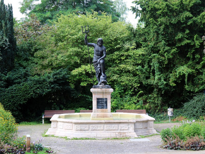 Nordhausen-Park-Promenade-Neptunbrunnen2