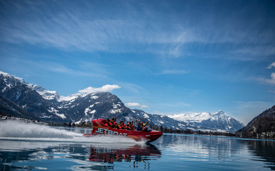 jetboat-winter-brienzersee-niesen-schnee.jpg