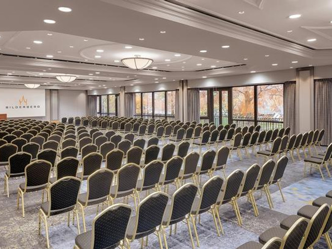 Tagungsraum Tagungsraum im Bilderberg Bellevue Hotel DresdenConference room at the Bilderberg Bellevue Hotel Dresden