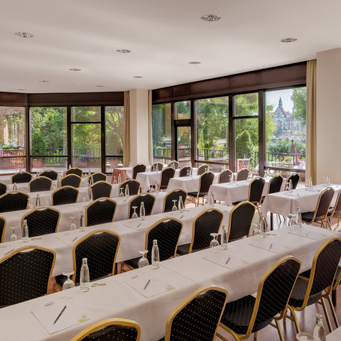 Elbterrasse Salon