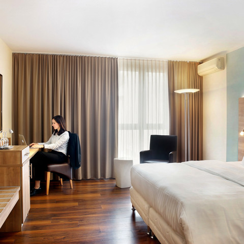 Courtyard Dresden room example Courtyard Dresden ZimmerbeispielCourtyard Dresden room example