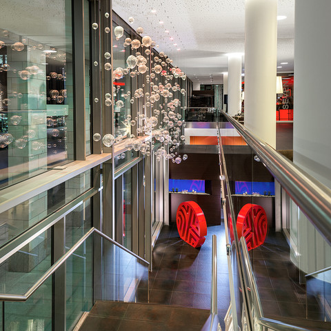 Staircase at the NH Collection Dresden Altmarkt Treppe im NH Collection Dresden AltmarktStaircase at the NH Collection Dresden AltmarktSchodiště v NH Collection Dresden AltmarktKlatka schodowa w NH Collection Dresden AltmarktTrap in de NH Collection Dresden AltmarktScala dell'NH Collection Dresden Altmarkt