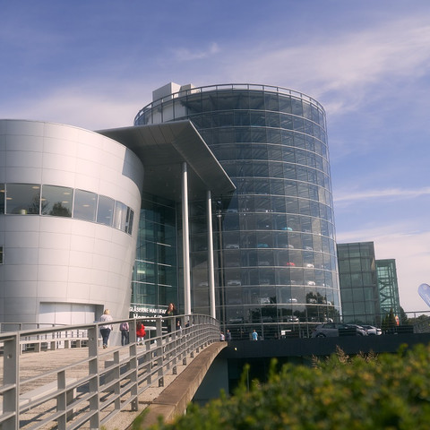 Außenansicht der Gläsernen Manufaktur Außenansicht der Gläsernen ManufakturExterior view of the Transparent Factory