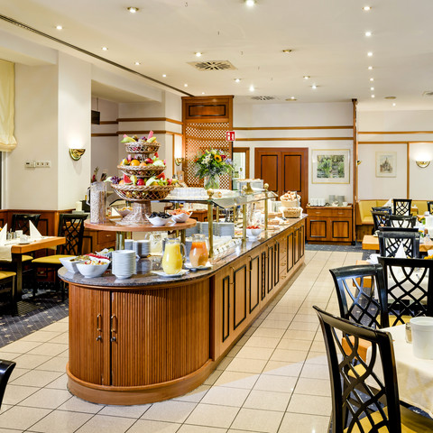 Breakfast buffet Frühstücksbuffet im Taste Hotel DresdenBreakfast buffet at the Taste Hotel Dresden