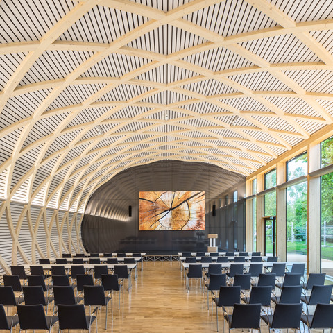 Konferenzsaal im Institut für Holztechnologie Dresden Konferenzsaal im Institut für Holztechnologie DresdenConference hall at the Institute for Wood Technology in Dresden