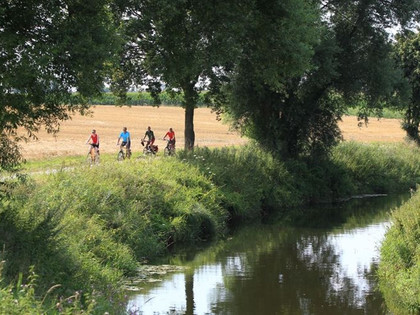 Radroute Europaradweg R1 - Radeln entlang Flüsse Radroute Europaradweg R1 - Radeln entlang Flüsse