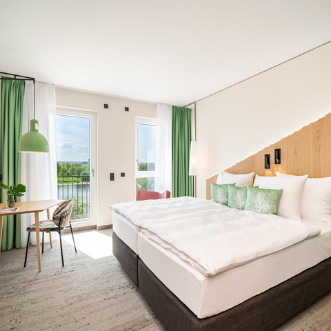 Zimmer Zimmer im ARCOTEL HafenCity DresdenRooms at ARCOTEL HafenCity DresdenPokoje v hotelu ARCOTEL HafenCity DresdenPokoje w hotelu ARCOTEL HafenCity DresdenKamers in het ARCOTEL HafenCity DresdenCamere dell'ARCOTEL HafenCity Dresden