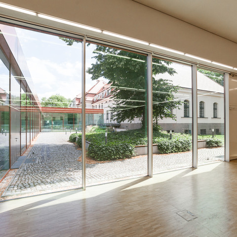 Saal Hamburg Saal Hamburg in der BÖRSE DRESDENHamburg Hall at the BÖRSE DRESDENHamburský pokoj v BÖRSE DRESDENPokój Hamburg w BÖRSE DRESDENKamer Hamburg in BÖRSE DRESDENSala Amburgo al BÖRSE DRESDEN