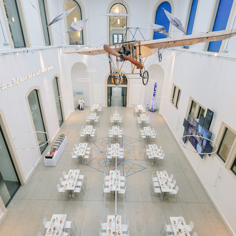 Seating for events at the Transport Museum in Dresden Bestuhlung für Veranstaltungen im Verkehrsmuseum in DresdenSeating for events at the Transport Museum in Dresden