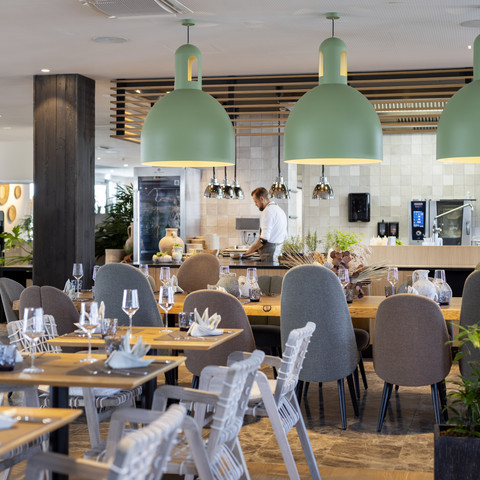 Restaurant Restaurant im ARCOTEL HafenCity DresdenRestaurant at ARCOTEL HafenCity DresdenRestaurace v hotelu ARCOTEL HafenCity DresdenRestauracja w hotelu ARCOTEL HafenCity DresdenRestaurant in ARCOTEL HafenCity DresdenRistorante dell'ARCOTEL HafenCity Dresden