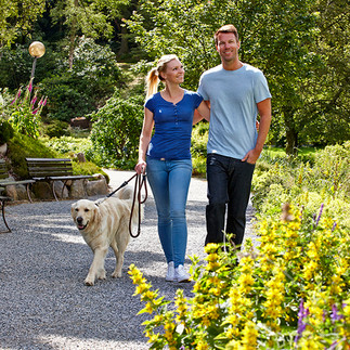 Entspannt durch den Kurpark