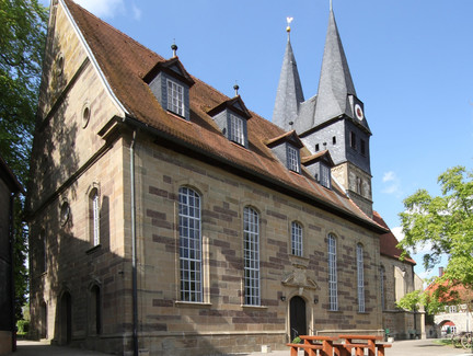 Kirchhof - St. Laurentinus - Meeder